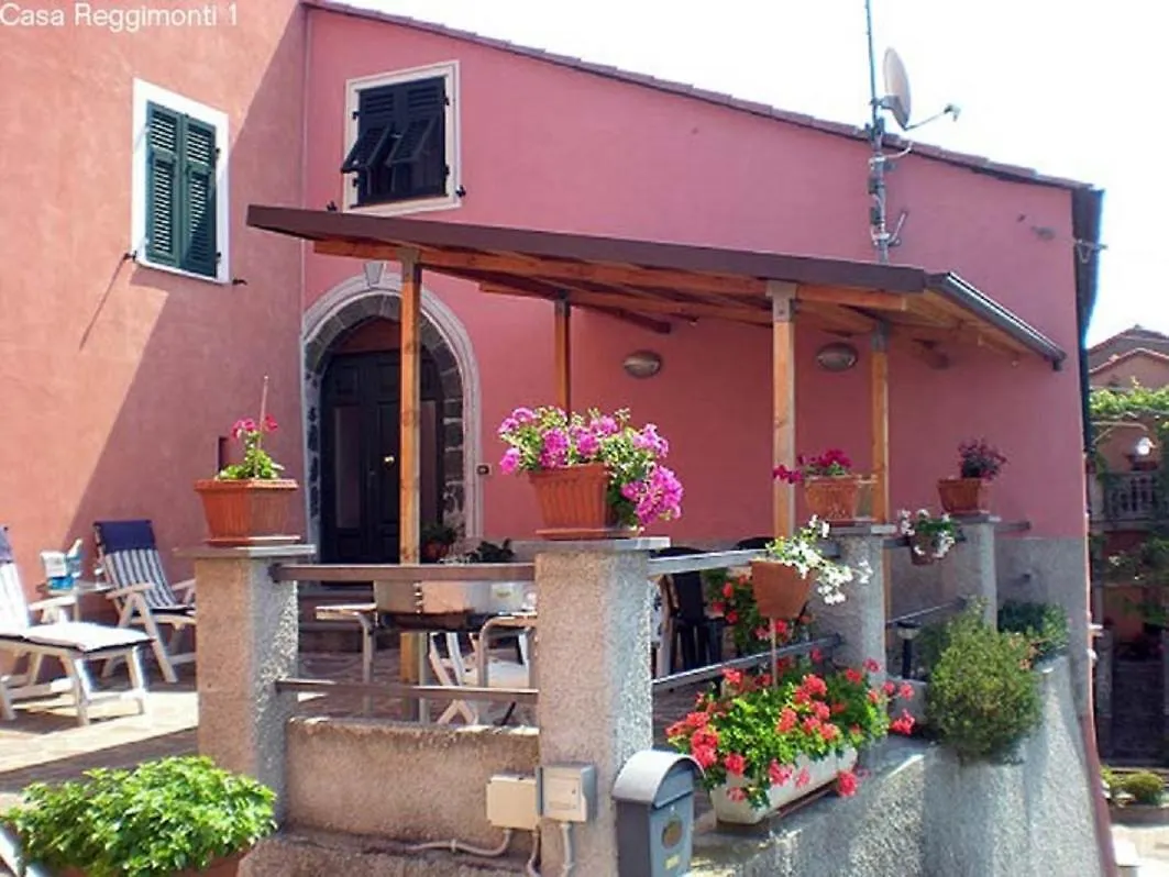Case Vacanza Reggimonti Cinque Terre Bonassola Holiday home
